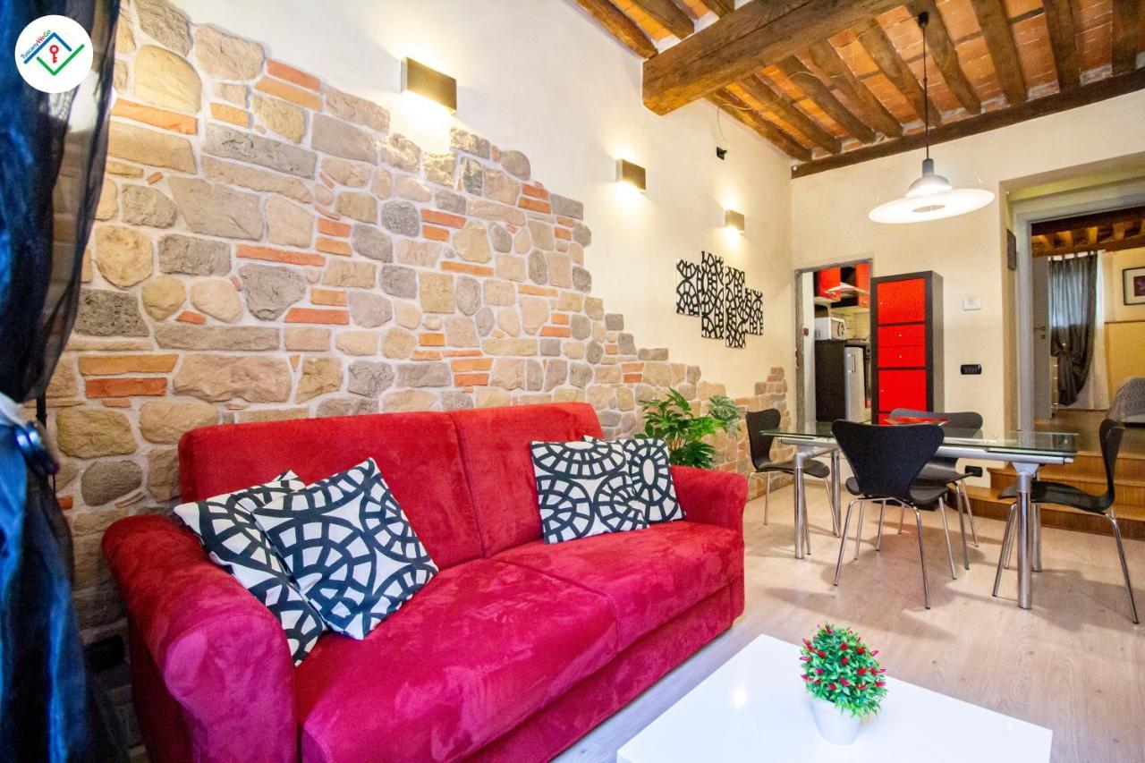 Antica Piazza Apartment By Tuscanywego Лука Екстериор снимка